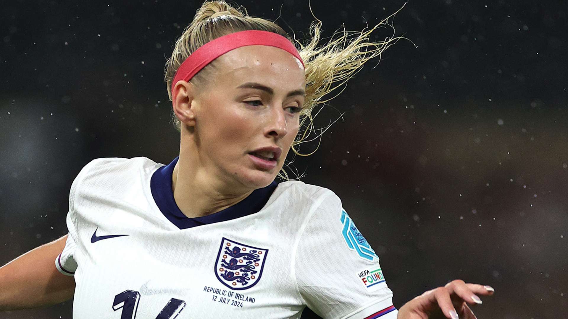 英超第12輪熱刺2-1利茲聯 霍伊別爾破門雷吉隆建功.