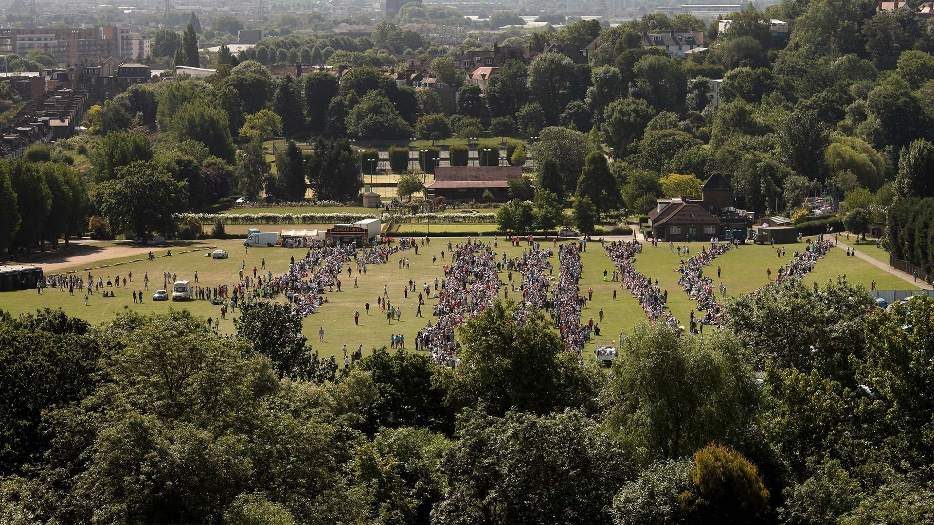 更是让人唏 更是让人唏