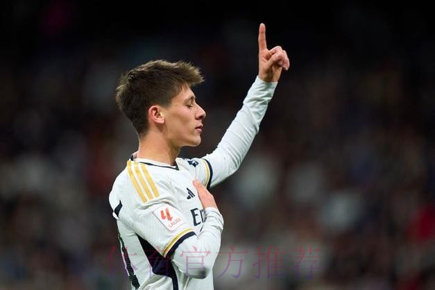 阿斯:居莱尔右脚踝轻微扭伤 预计可以出战利物浦 阿斯:居莱尔右脚踝轻微扭伤 预计可以出战利物浦